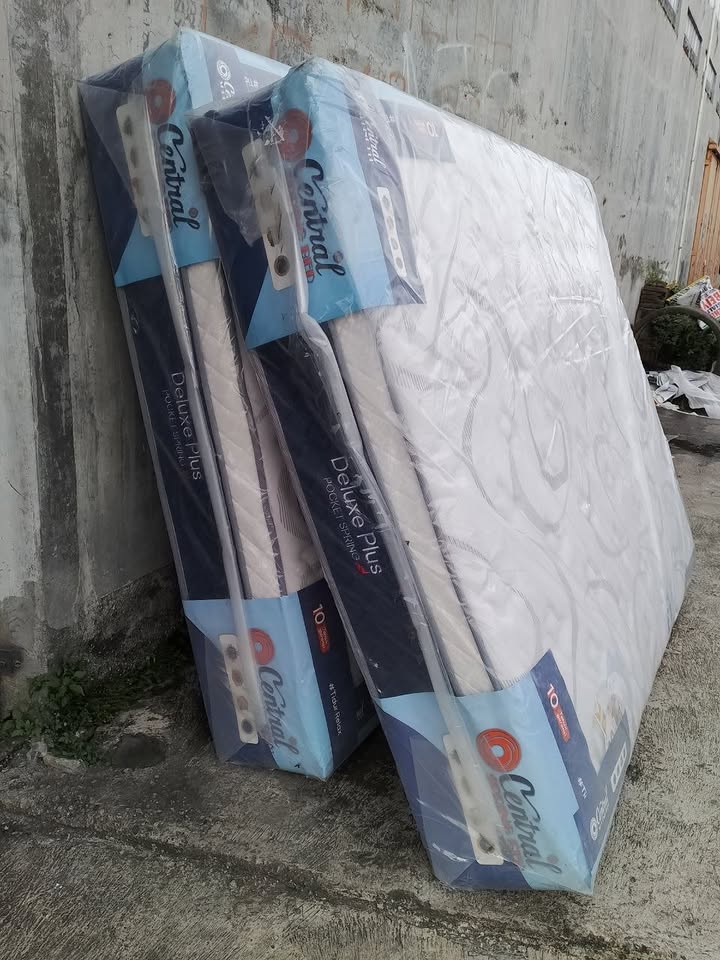 SPRINGBED CENTRAL DELUXE PLUS POCKET TEBAL 31CM