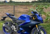 Yamaha r15 v4 tahun 2022