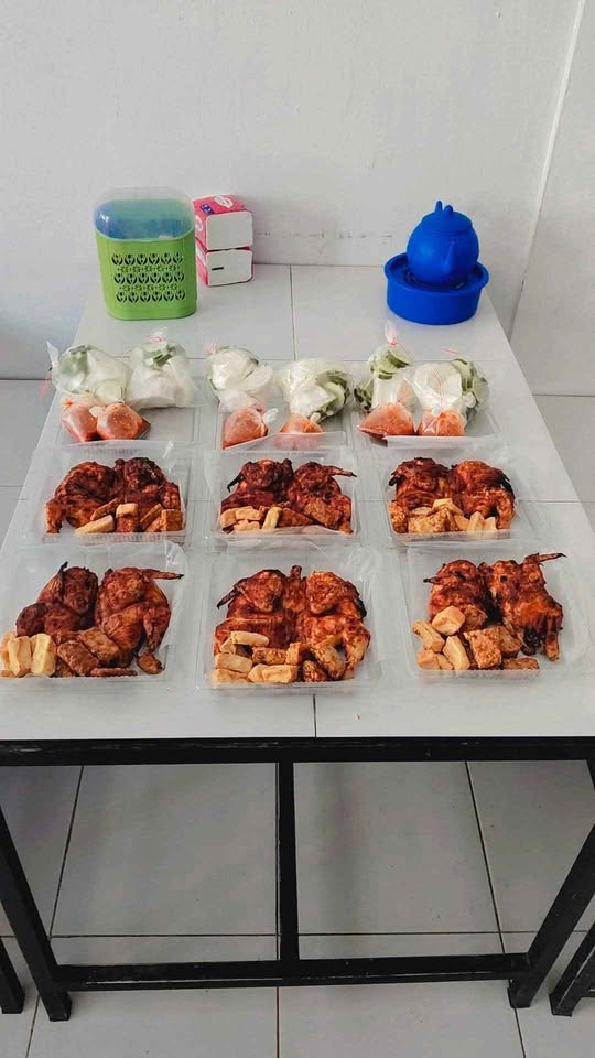 MENERIMA PESANAN : NASI KOTAK