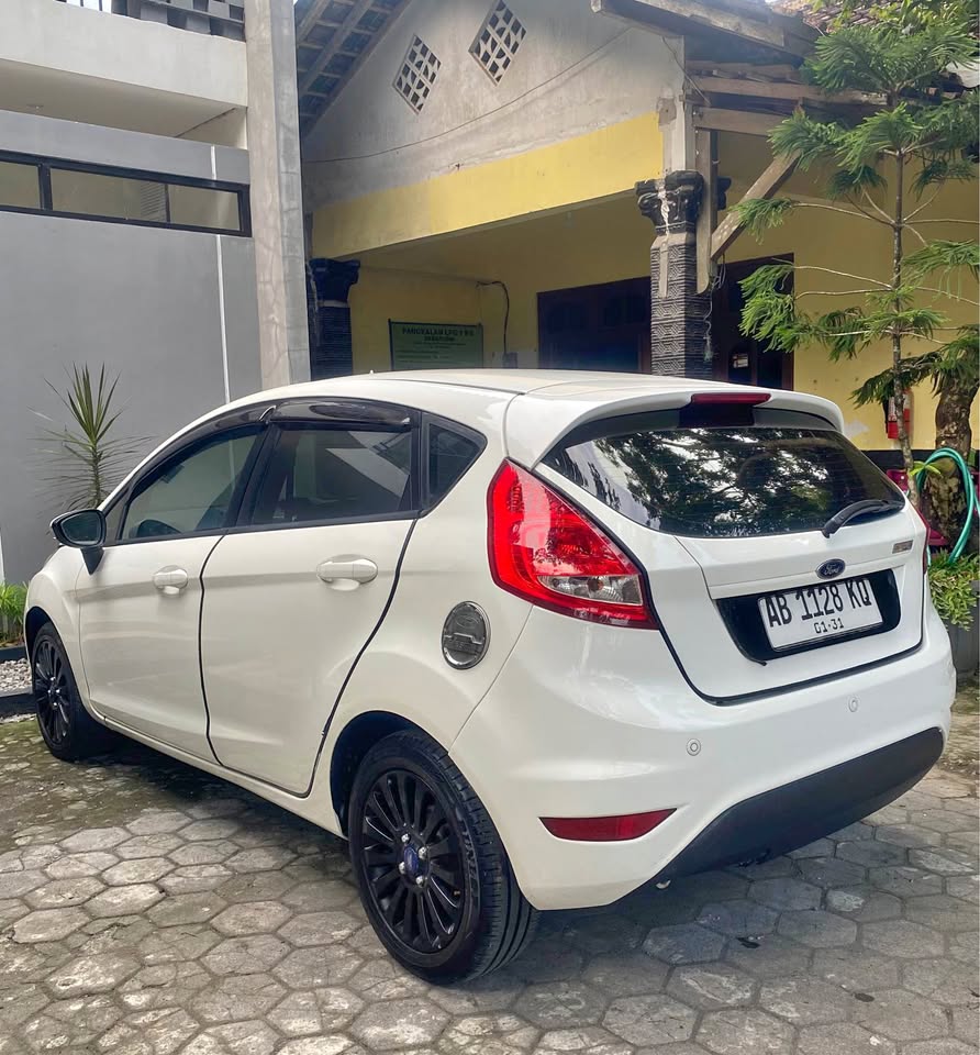 2012 Ford Fiesta 1.4 Manual