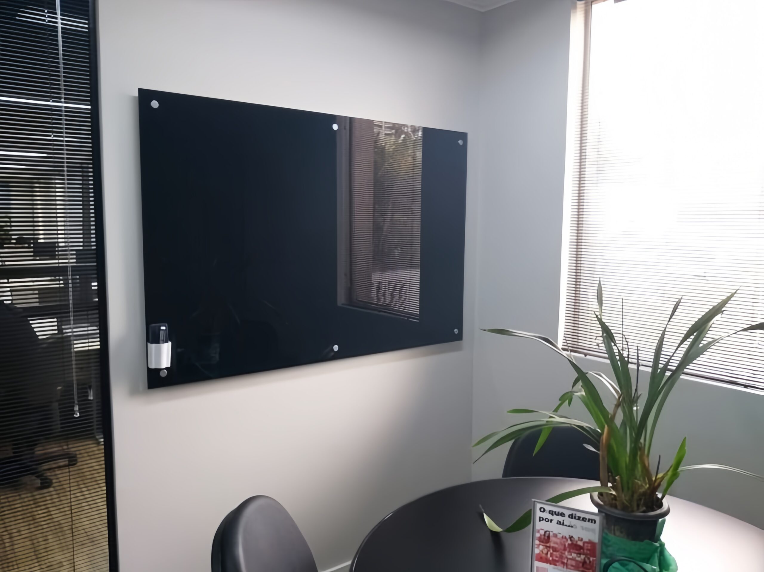 Papan Tulis Glassboard Cilacap