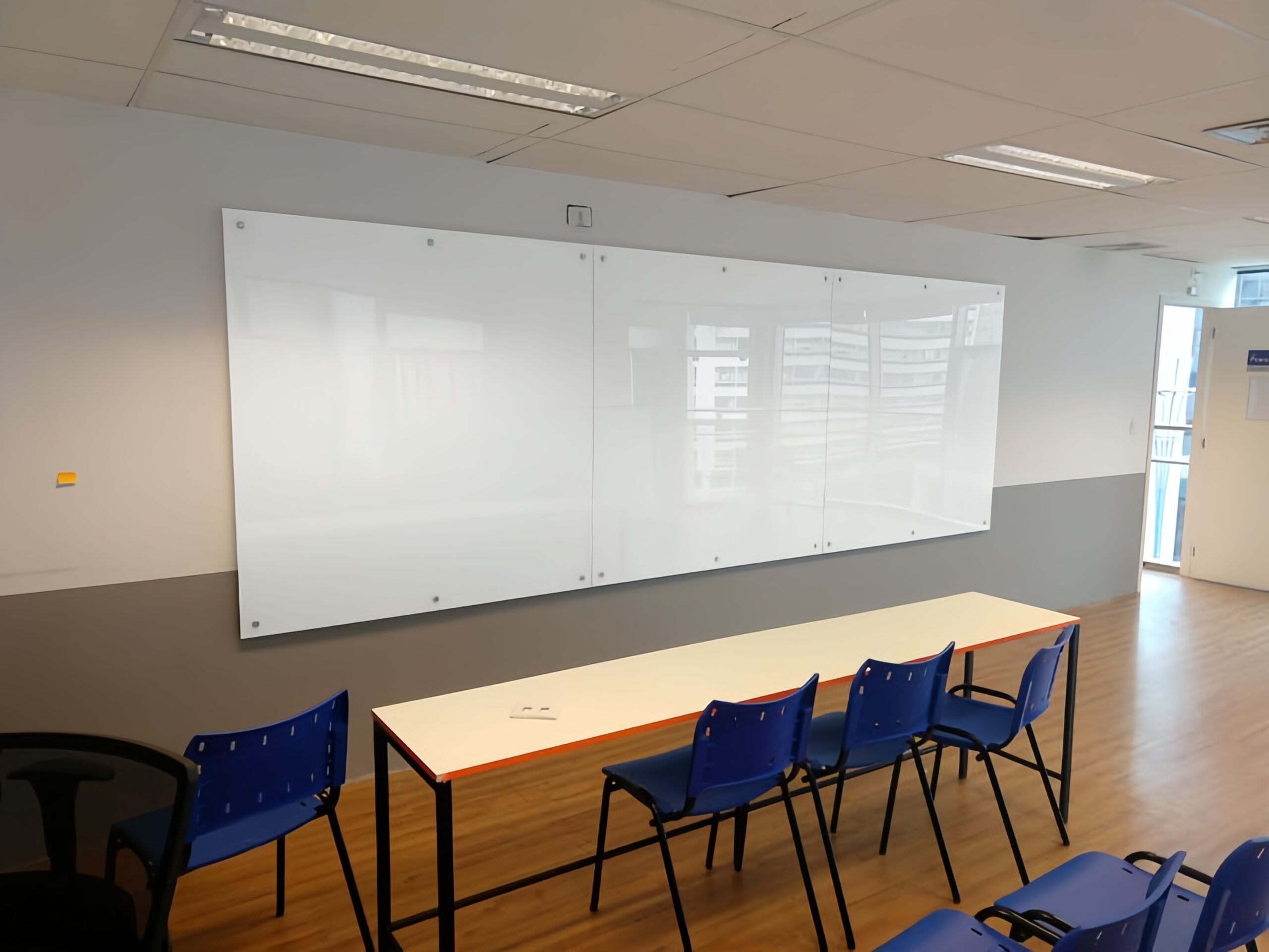 Papan Tulis Glassboard Cilacap