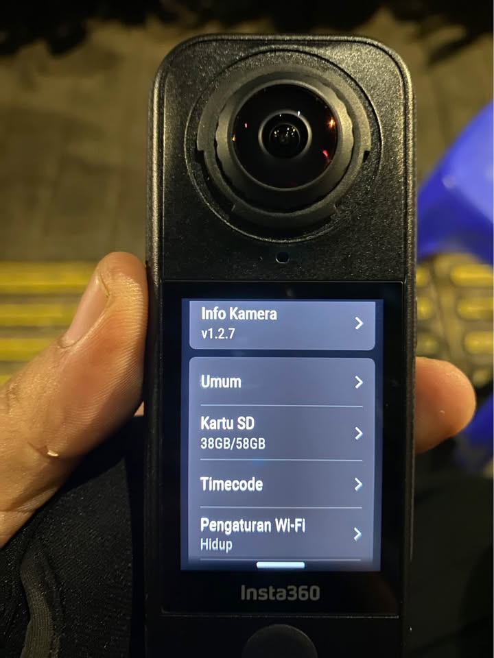 Insta 360 X 4 air