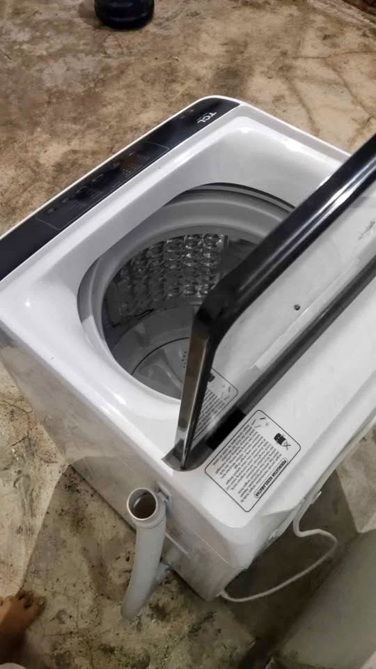 Mesin cuci 8kg merk TCL