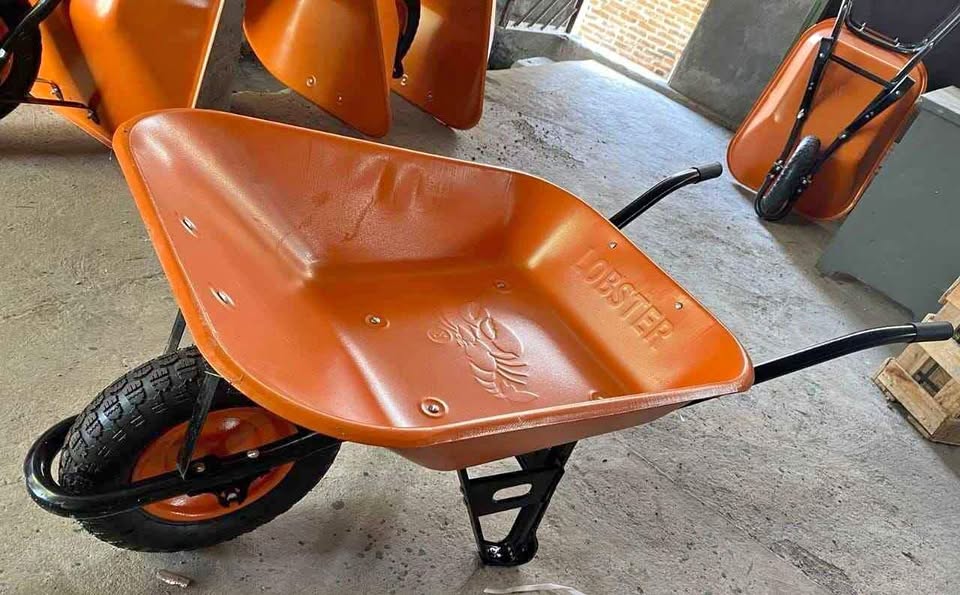 Gerobak pasir lobster orange 2 warna