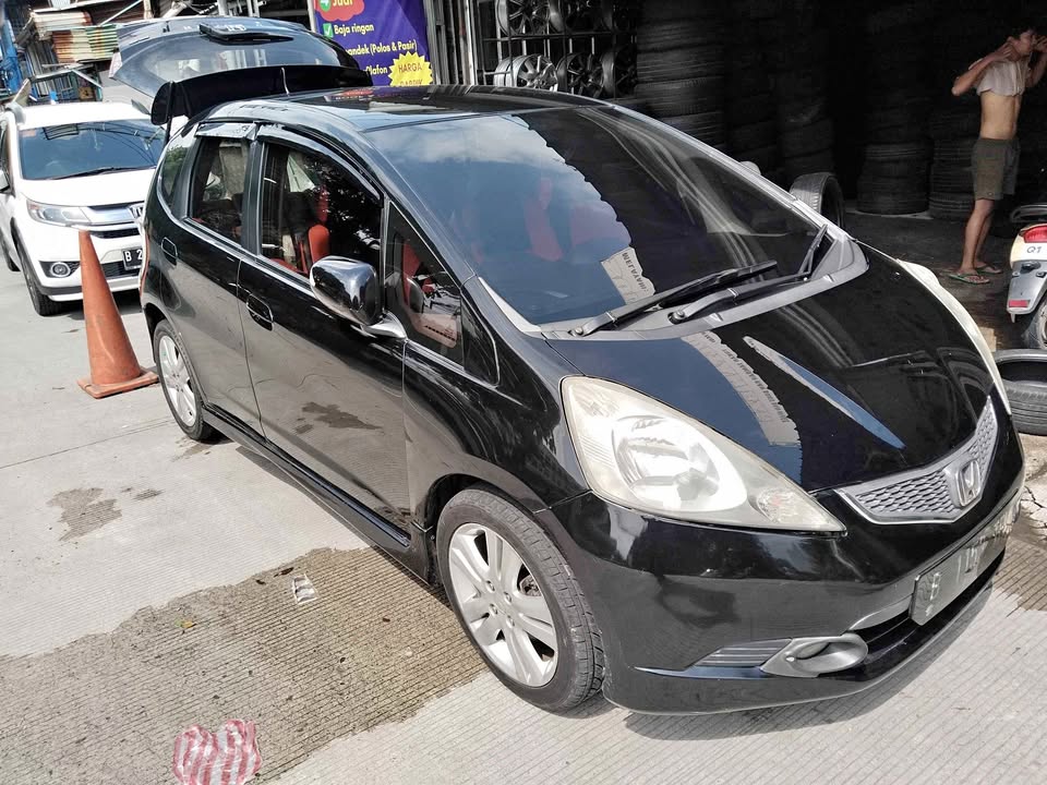 2009 Honda jazz