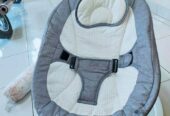Ayunan bayi elektrik, baru di pakai satu Minggu