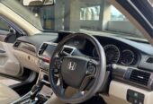 2016 Honda accord low km 8rb