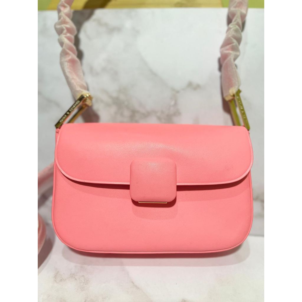 Tas Charles & Keith