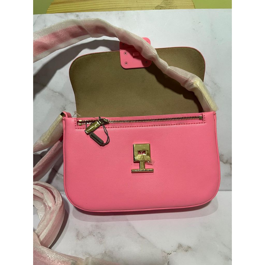 Tas Charles & Keith