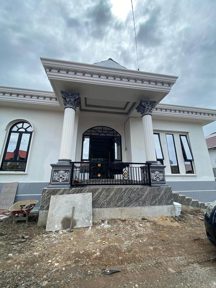 RUMAH MEWAH CLASSY DALAM KOTA BANJARMASIN TENGAH