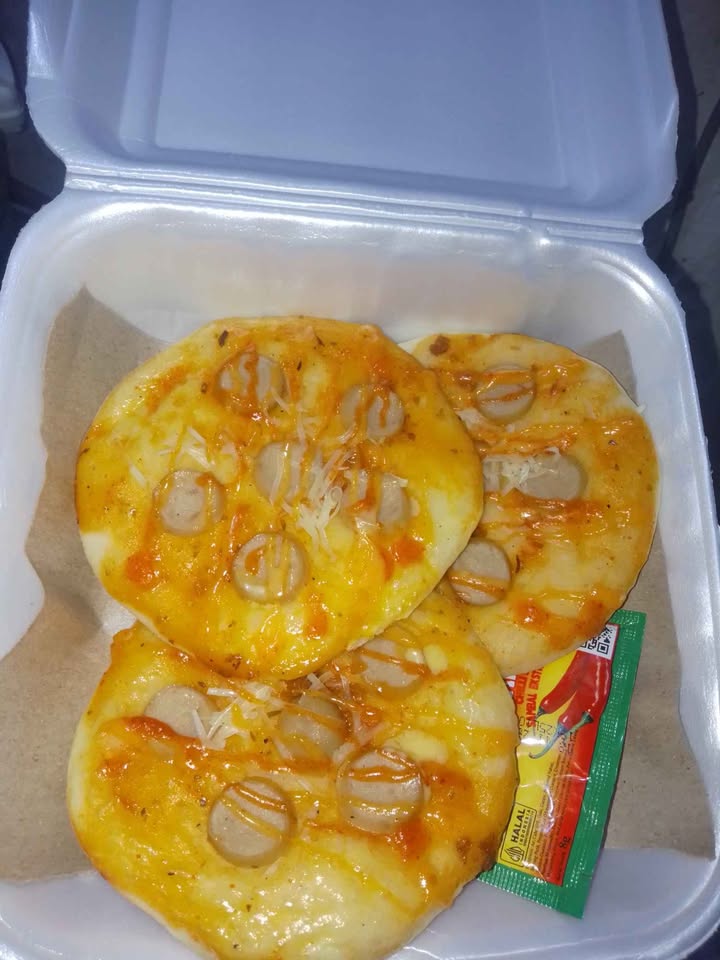 Jual aneka donat dan pisang bolen