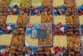 MENYEDIAKAN OLEH-OLEH KHAS MAKKAH