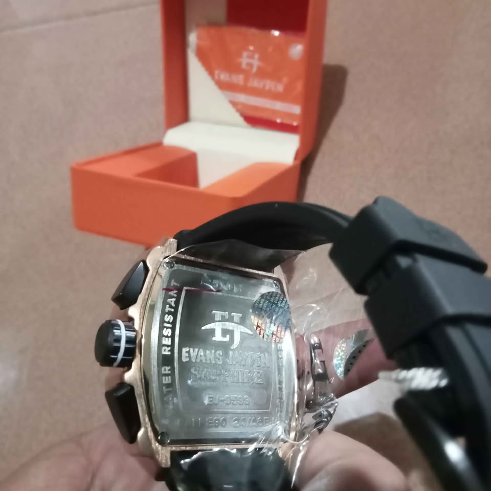 Jam tangan sporty original chronograph