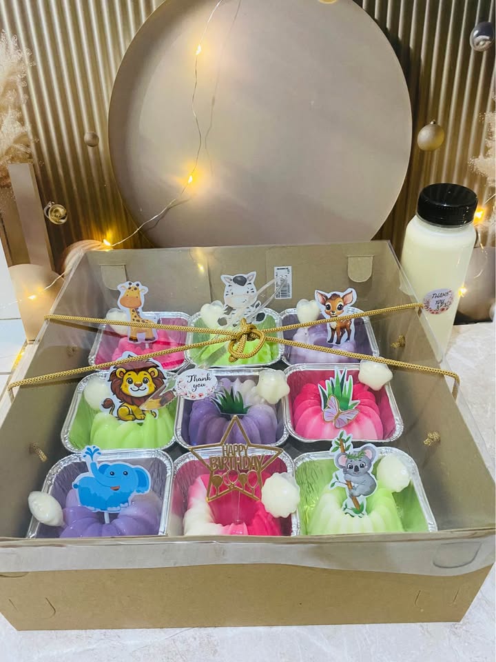 Kue dan Puding Ulang Tahun