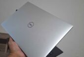 Dell XPS 13 9380 black carbon like new
