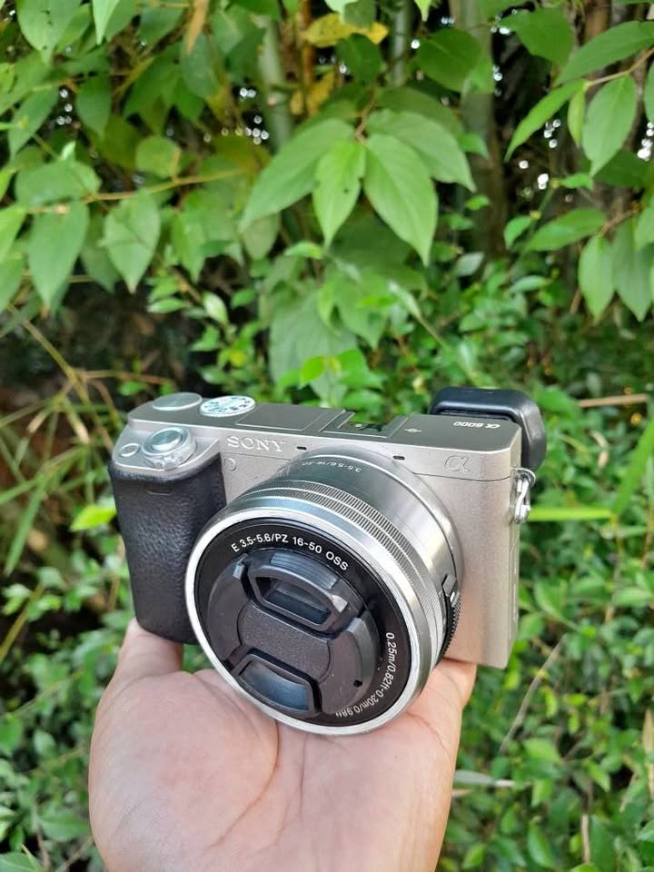 Kamera Sony a6000 lensa kit