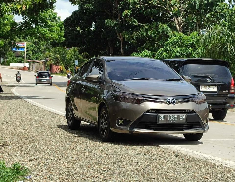 Vios limo 2013,mobil mulus rapi n bersih