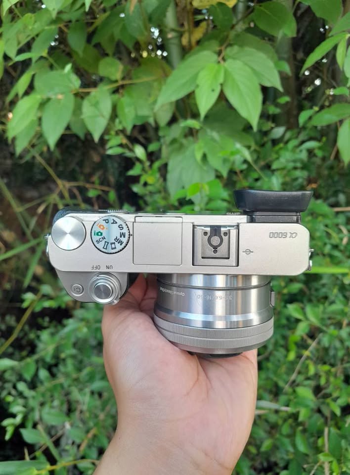 Kamera Sony a6000 lensa kit