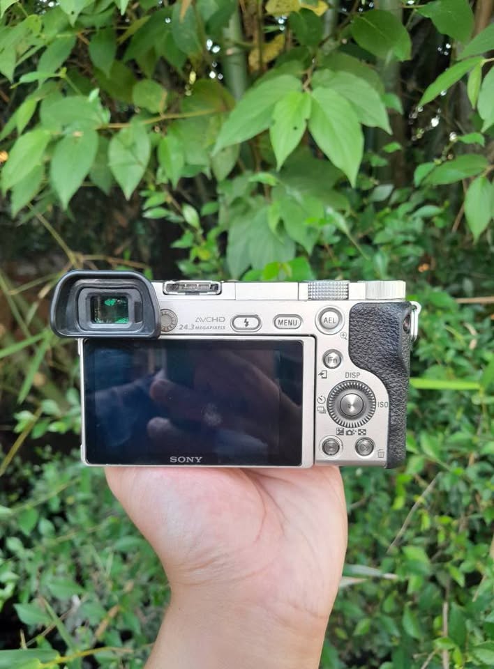Kamera Sony a6000 lensa kit