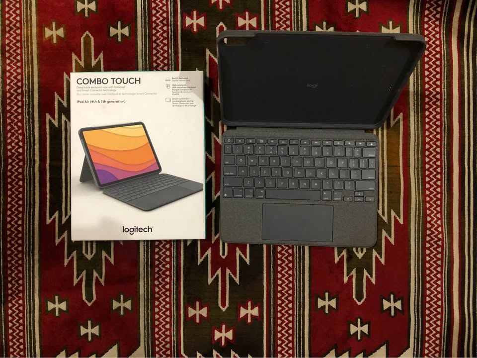 iPad Air 4 | apple pencil | logitech combo touch keyboard iPad Air 4/5