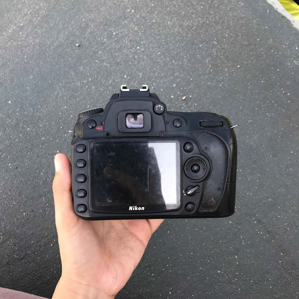 Di Jual NIKON D90 BODY ONLY