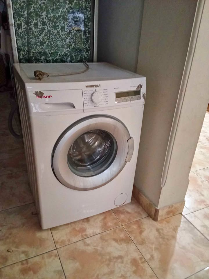 Mesin Cuci SHARP ES FL 1082 G / MESIN CUCI FRONT LOADING 8 KG DIGITAL / ESFL1082G