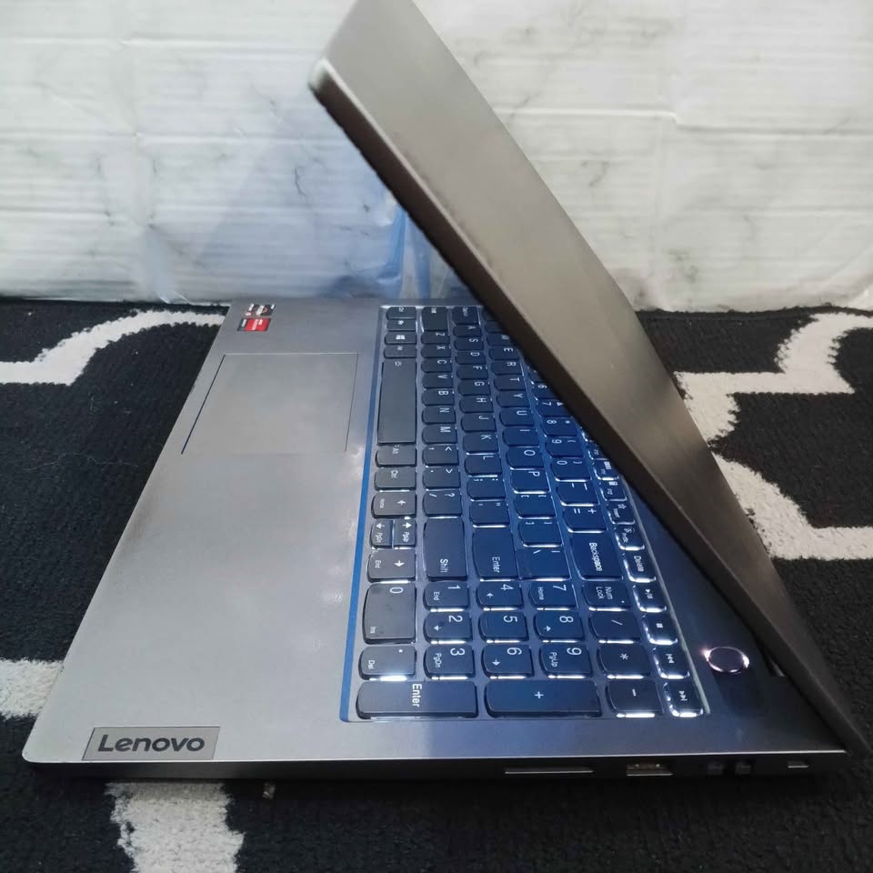 Laptop Lenovo Thinkbook 15 G2 Ryzen 5-4500U Ram:8GB SSD:512GB