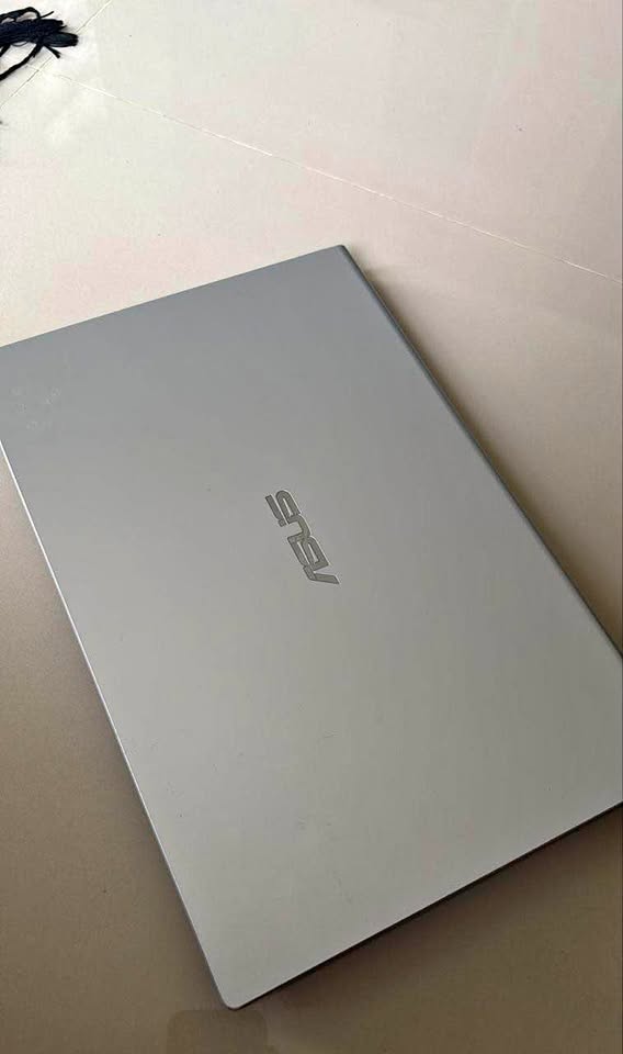 ASUS VivoBook 14 – Siap Pakai