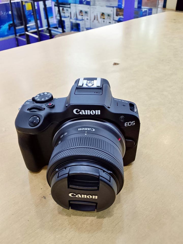 Kamera Canon eos R100 kit 18-45mm seken