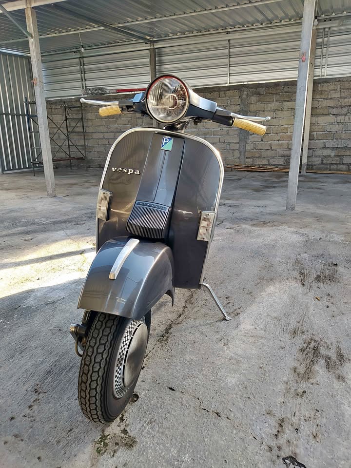 VESPA PX 150 Tahun 1981 Nego