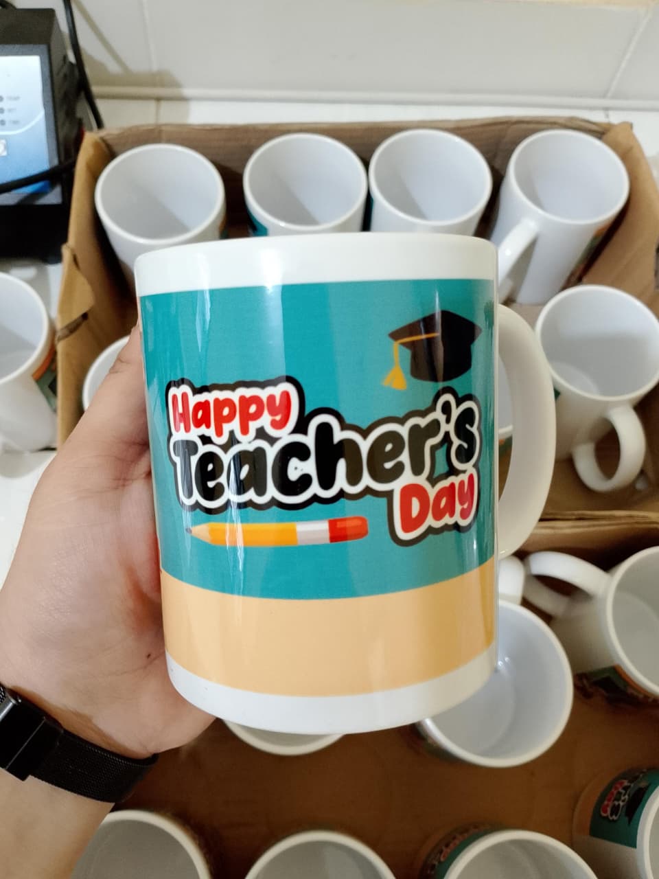 JUAL MUG KERAMIK CUSTOM MURAH