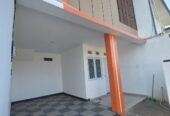 Sewa Rumah Nyaman Tenang 2 Lantai 2 Kamar Tukad Badung Renon