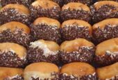 Makanan murah meriah, kita sedia donat coklat,keju,kacang,putu dan juga ada bombo
