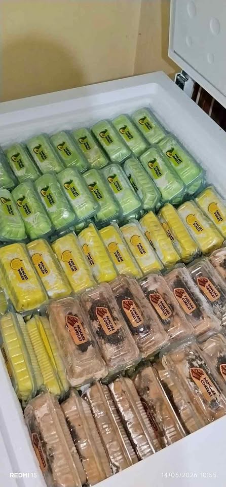 Distributor pancake durian dan fruit