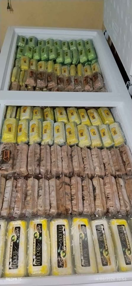Distributor pancake durian dan fruit