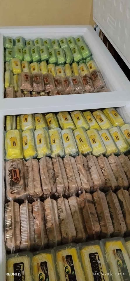 Distributor pancake durian dan fruit