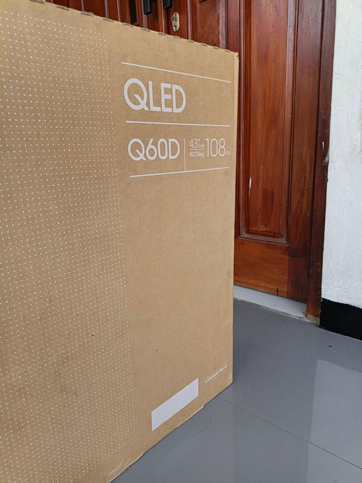 QLED Samsung 43″ UHD 4k murah