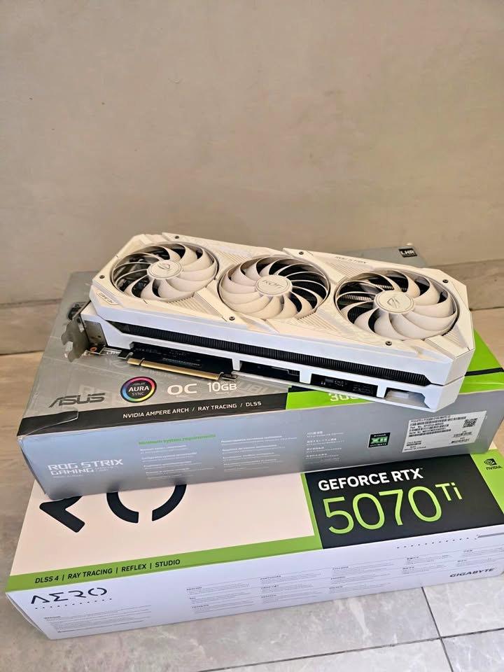 VGA Asus RTX 3080 Strix OC White