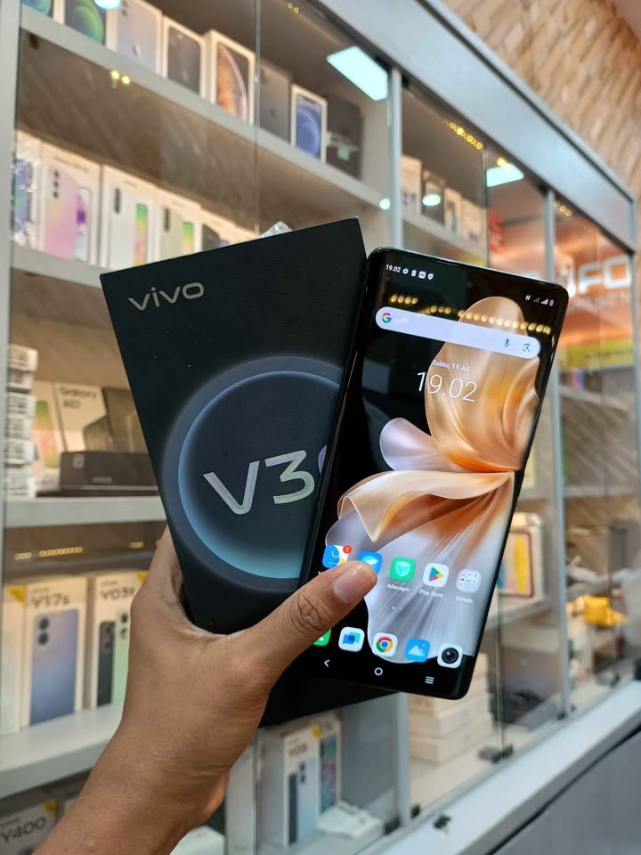 VIVO V30 5G RAM 8/256 HP+KOTAK GARANSI EX RESMI SIAP PAKAI