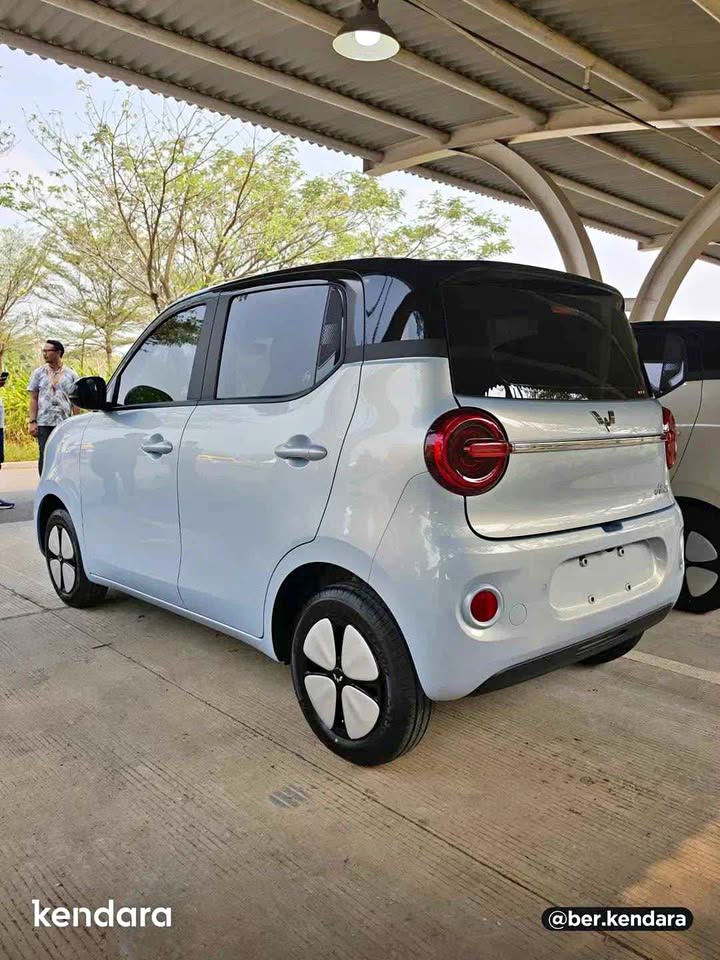 ⚡ WULING AIRA EV – Mobil Listrik 4 Pintu Modern! ⚡