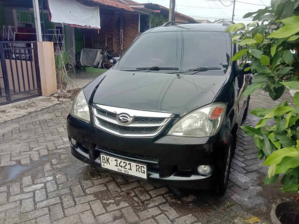 2008 Daihatsu xenia li sporty