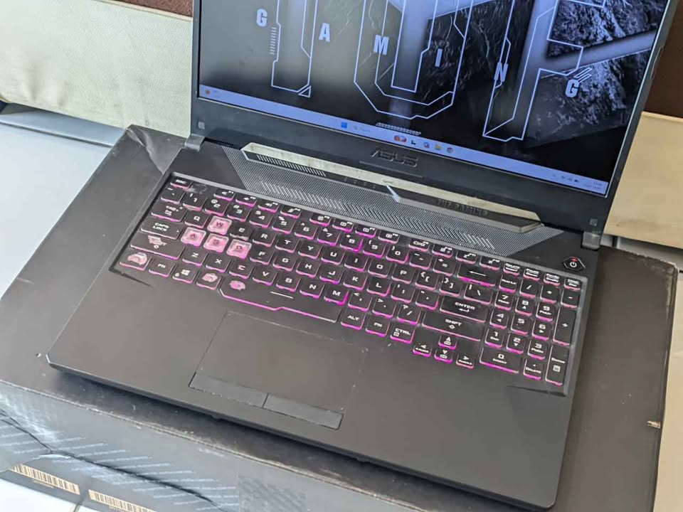 Asus Tuf Gaming A15 FA506 Ryzen 7 4800H Ram 16 GB SSD 512 GB RTX 2060