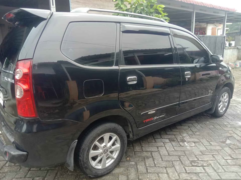 2008 Daihatsu xenia li sporty