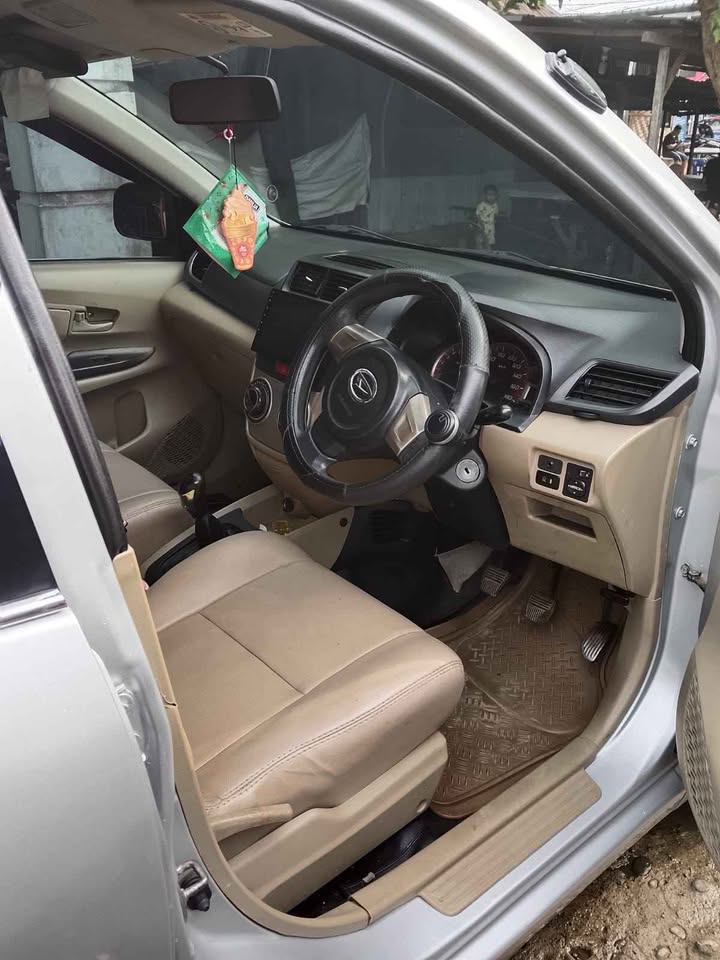 Di Jual 2013 Daihatsu Xenia
