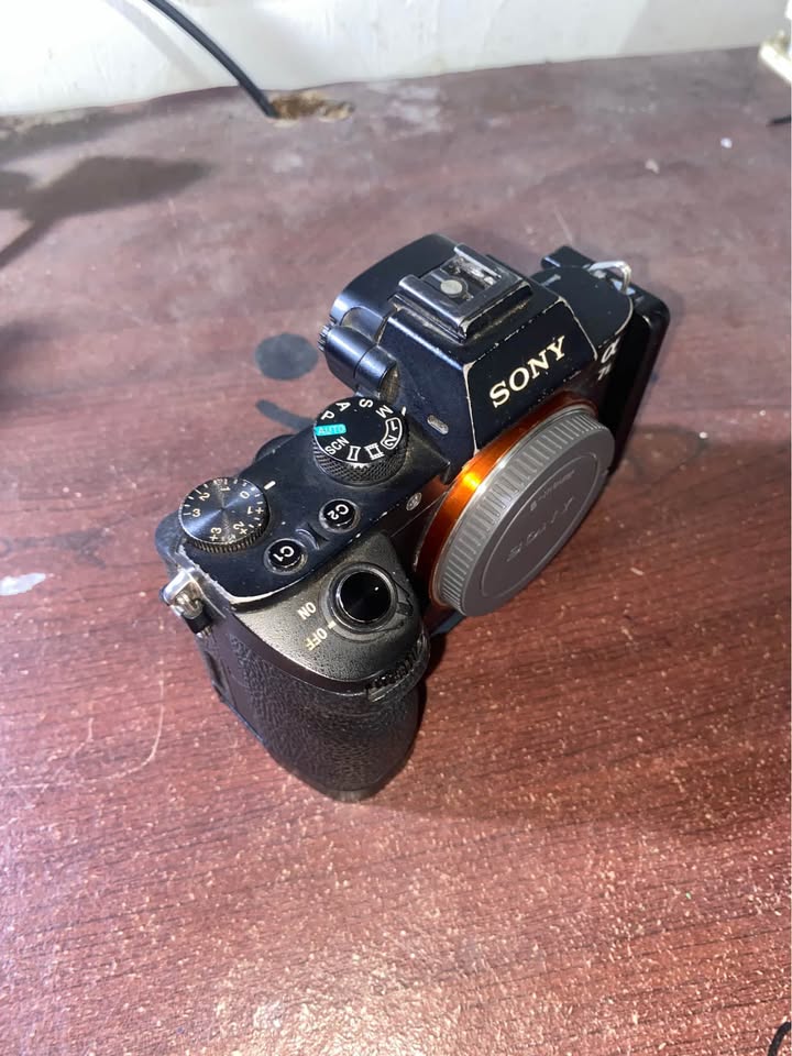 Kamere SONY A7 mark ii ori