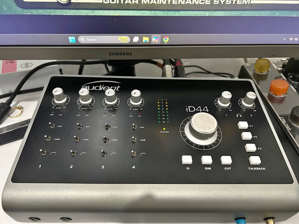 Audient iD44 USB Audio Interface 20in/24out High Performance Studio Gear