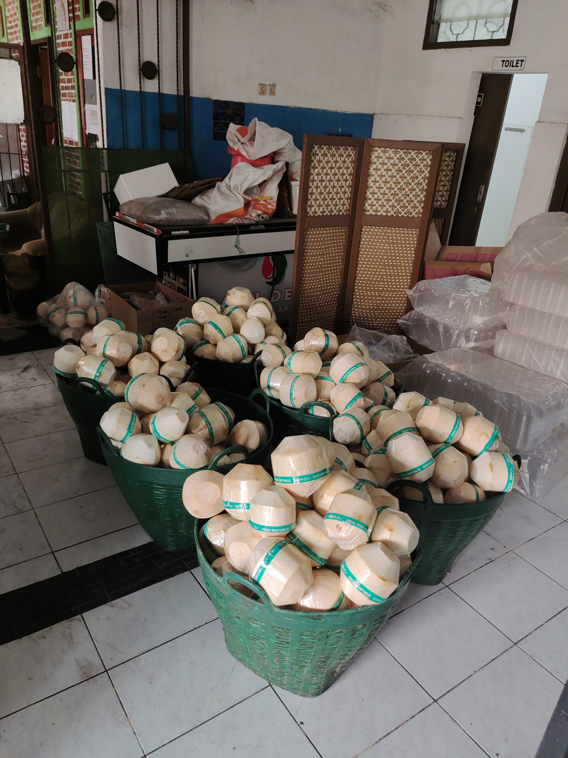 Kelapa Muda Kupas Ala Thai untuk acara Catering Pernikahan Kantor