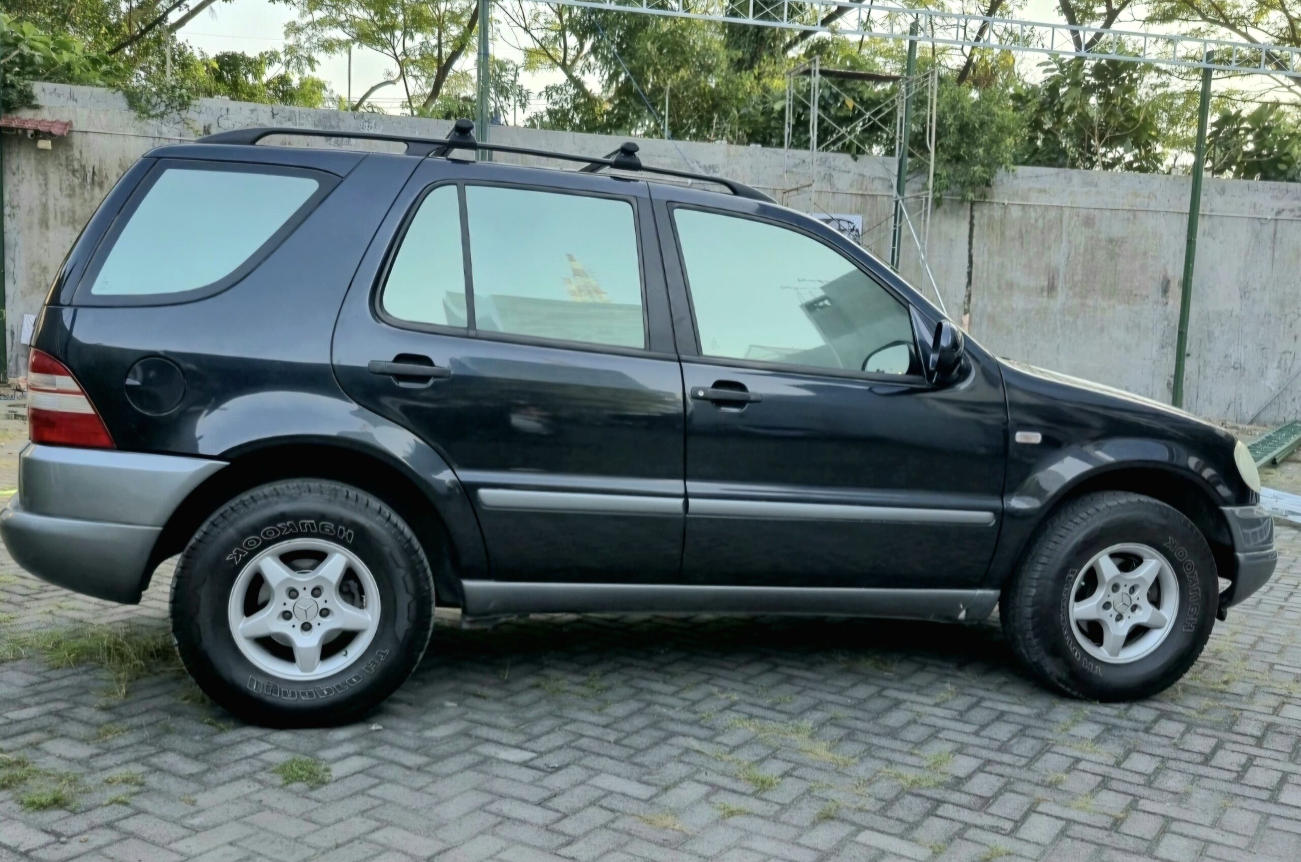 MERCEDES BENZ ML320 AT AWD FULL ORIGINAL