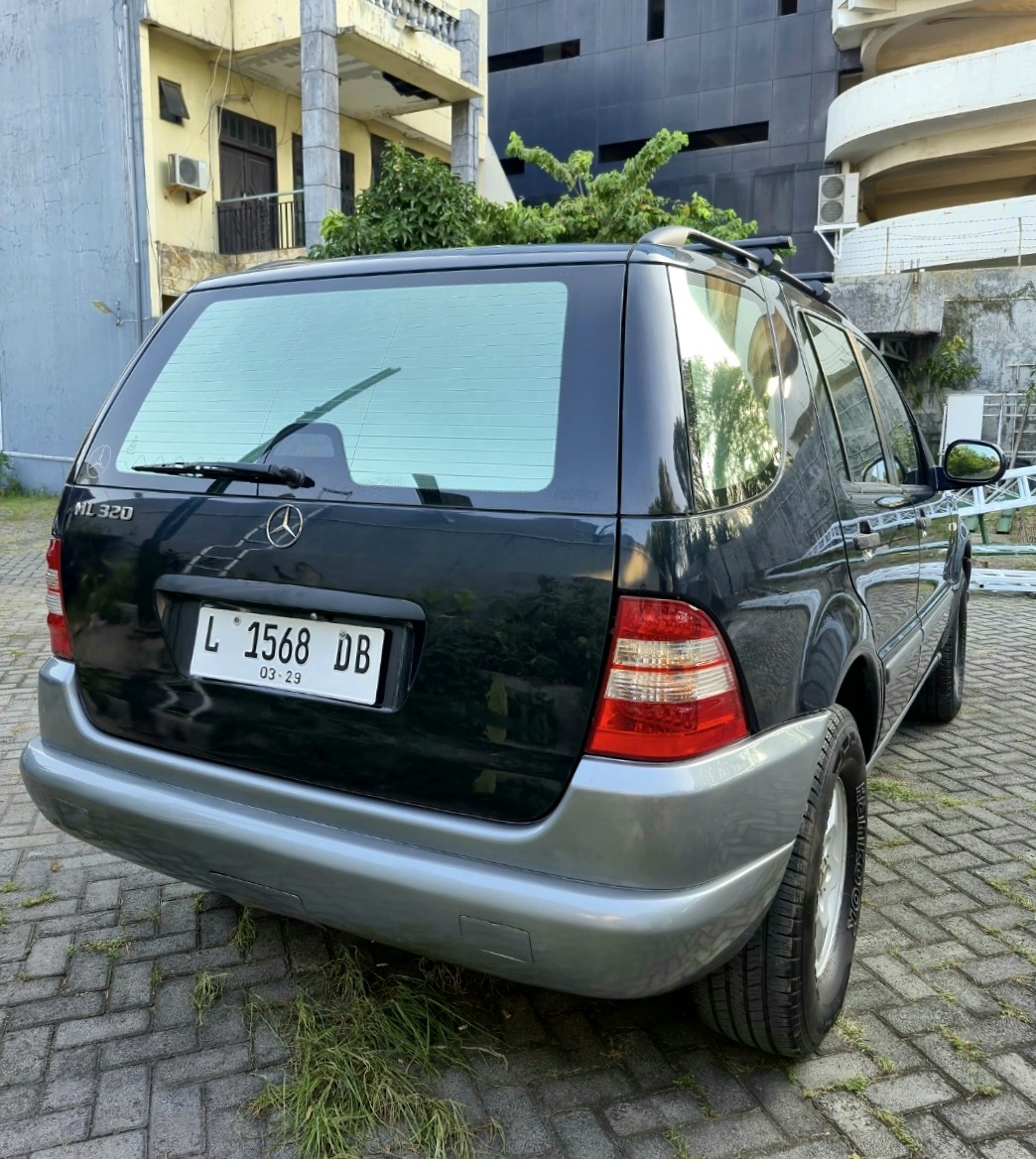 MERCEDES BENZ ML320 AT AWD FULL ORIGINAL